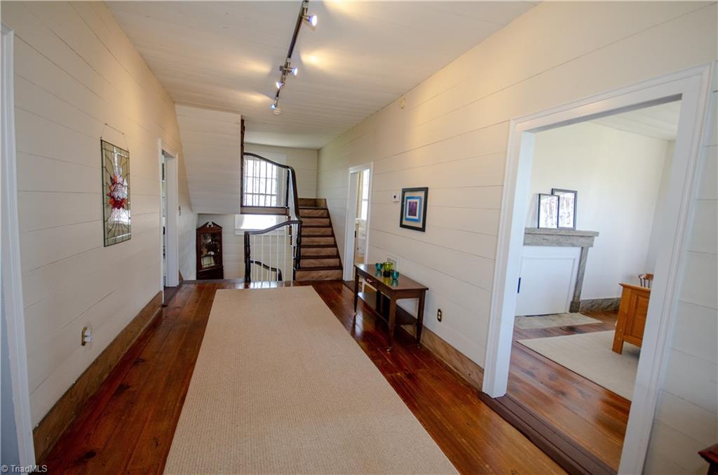 1106 Skeet Club Road High Point, NC 27265 - Photo 16 of 30 Gallery Image 16