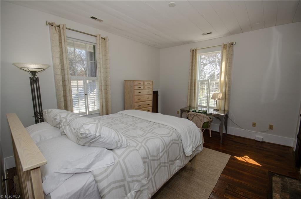 1106 Skeet Club Road High Point, NC 27265 - Photo 21 of 30 Gallery Image 21