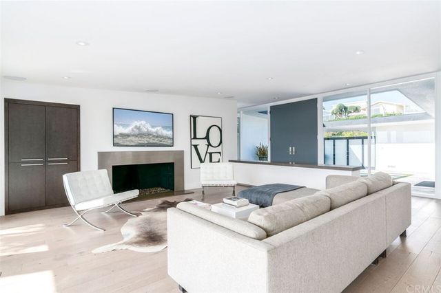 $3,425,000 | 1130 Santiago Drive, Newport Beach, CA 92660