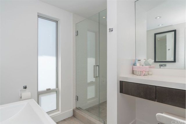 $3,425,000 | 1130 Santiago Drive, Newport Beach, CA 92660