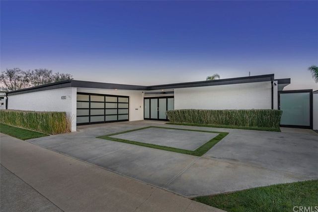 $3,425,000 | 1130 Santiago Drive, Newport Beach, CA 92660
