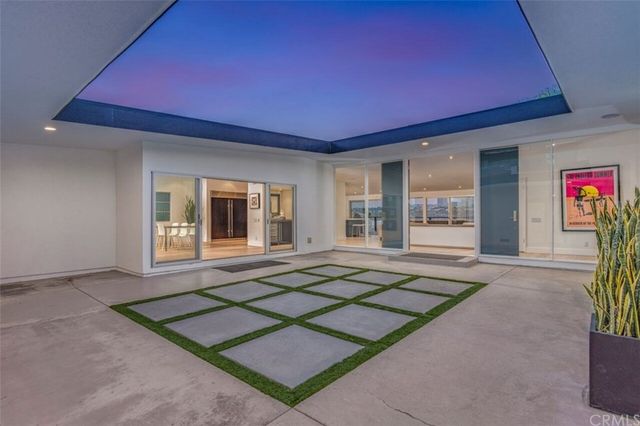 $3,425,000 | 1130 Santiago Drive, Newport Beach, CA 92660