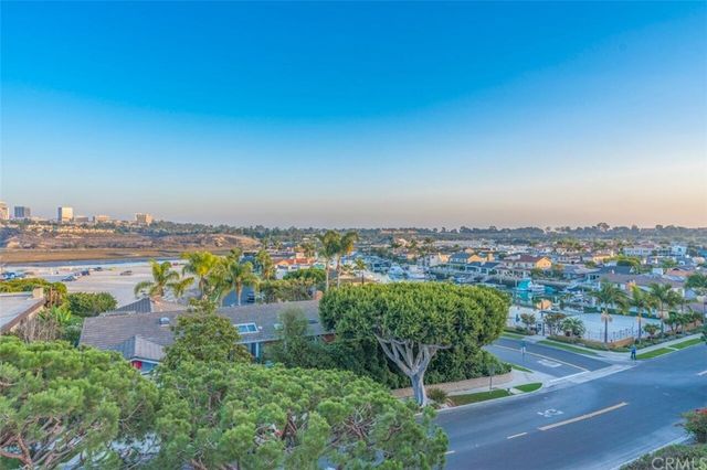 $3,425,000 | 1130 Santiago Drive, Newport Beach, CA 92660