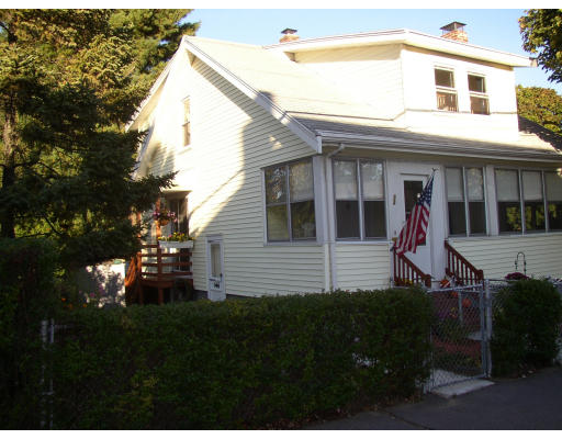 32 Faxon Road Quincy, MA 02171 - Photo 4 of 5 Gallery Image 4