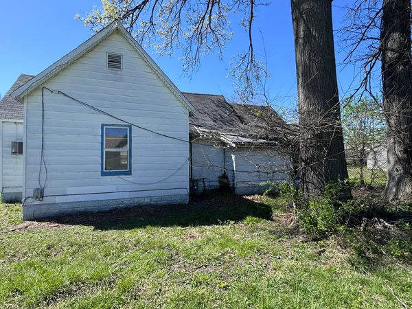 $21,000 | 712 Rhodes Street, Centralia, IL 62801