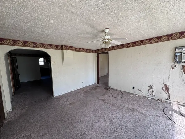 a view of a garage