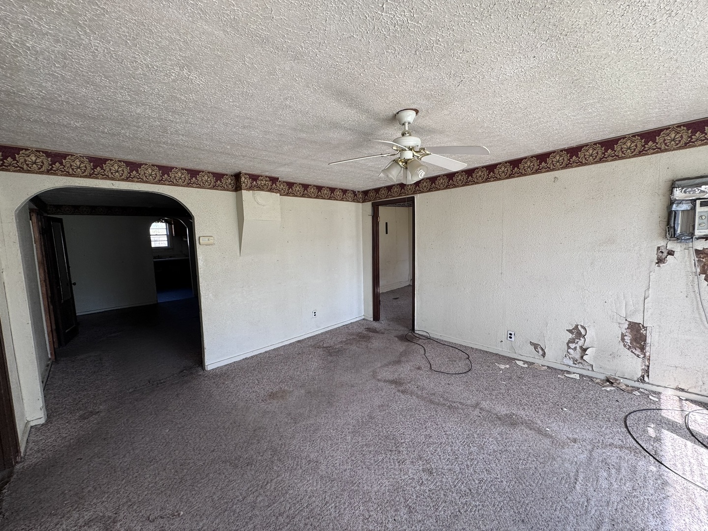 712 Rhodes Street Centralia, IL 62801 - Photo 2 of 15