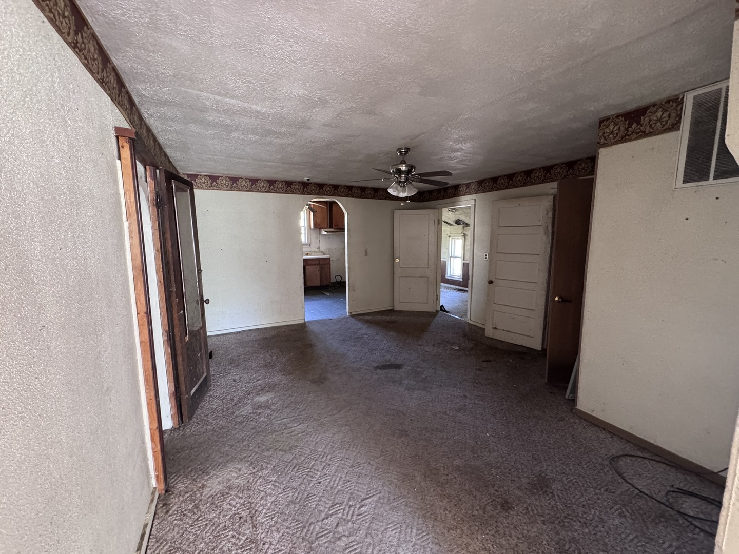 712 Rhodes Street Centralia, IL 62801 - Photo 5 of 15