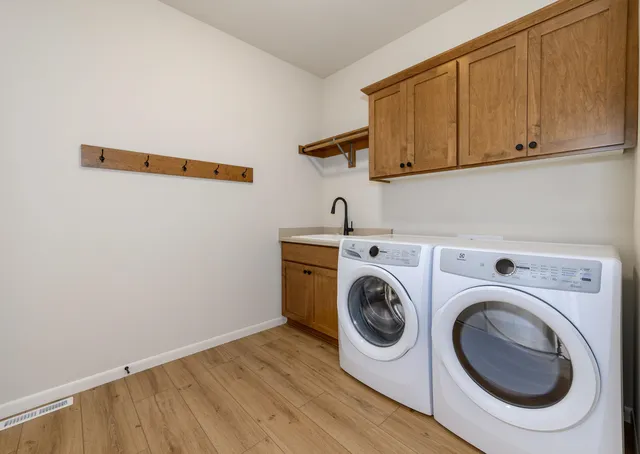 $559,900 | 417 Orion Trail, Madison, WI 53718