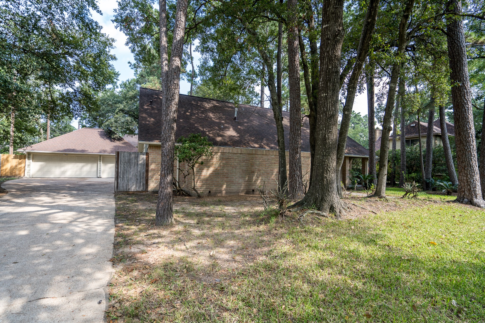 8330 Silver Shadows Lane Spring, TX 77379 - Photo 19 of 20 a view of outdoor space with trees