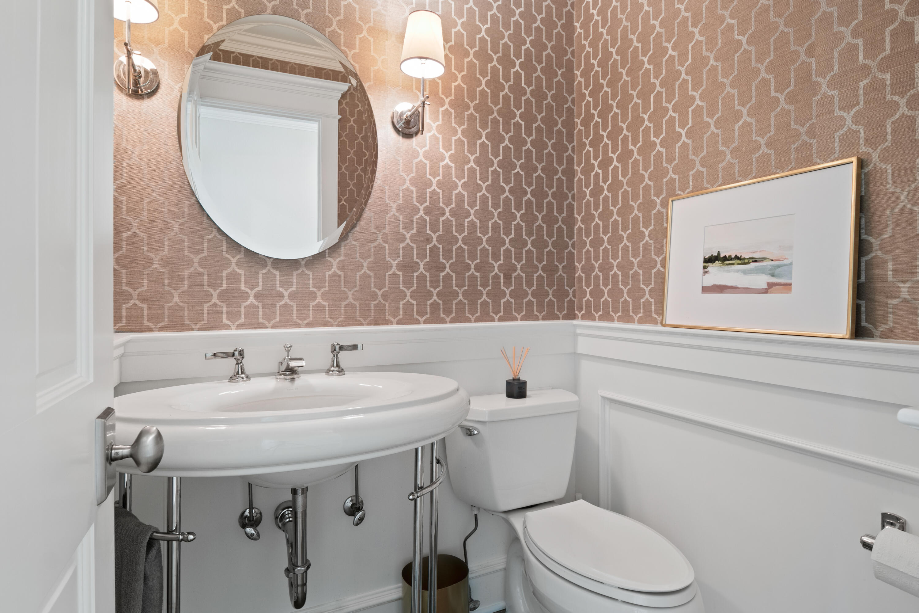 N61W29544 South Woodfield Road Merton, WI 53029 - Photo 20 of 51 Powder Room