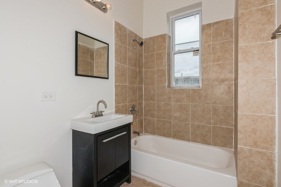 1509 South Ridgeway Avenue Chicago, IL 60623 - Photo 12 of 27 Gallery Image 12