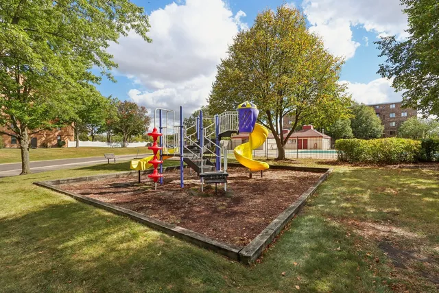 a picture of a black and white photo