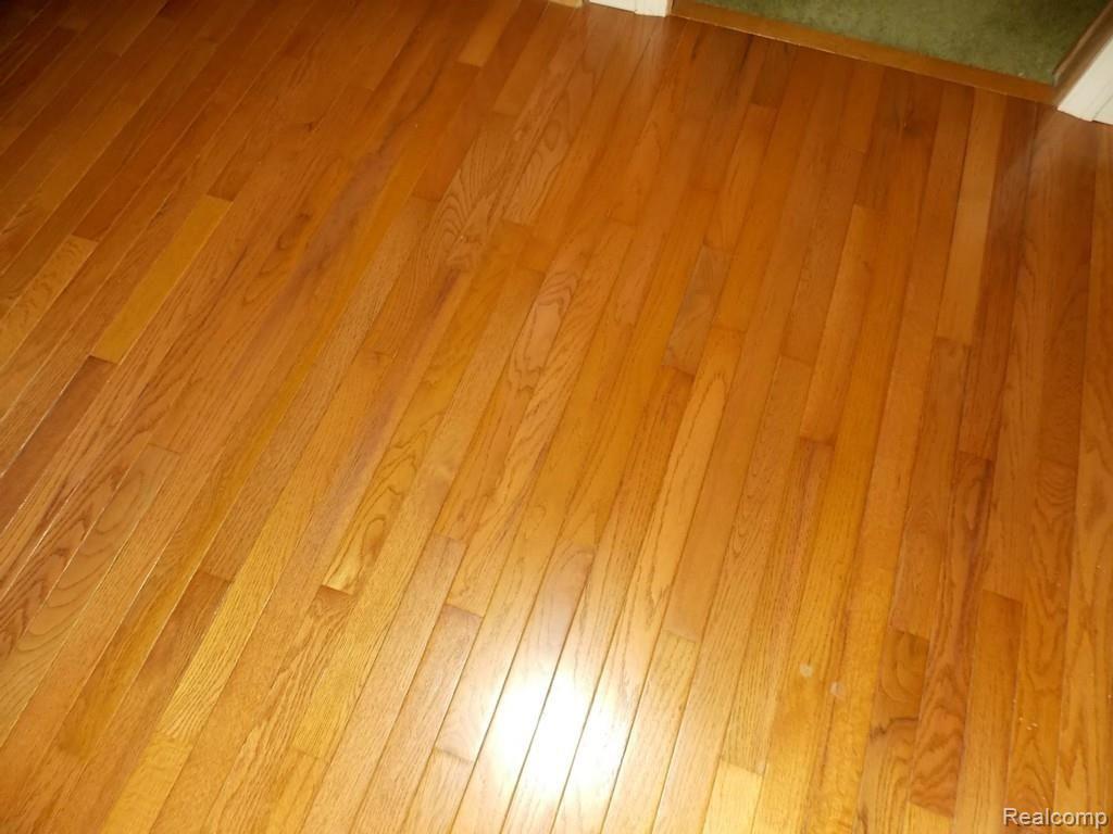 1745 Oakstone Drive Rochester, MI 48309 - Photo 13 of 27 Kitchen Floor