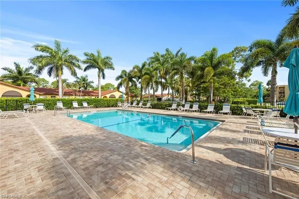$3,000 | 1085 Forest Lakes Drive, Unit 8305, Naples, FL 34105