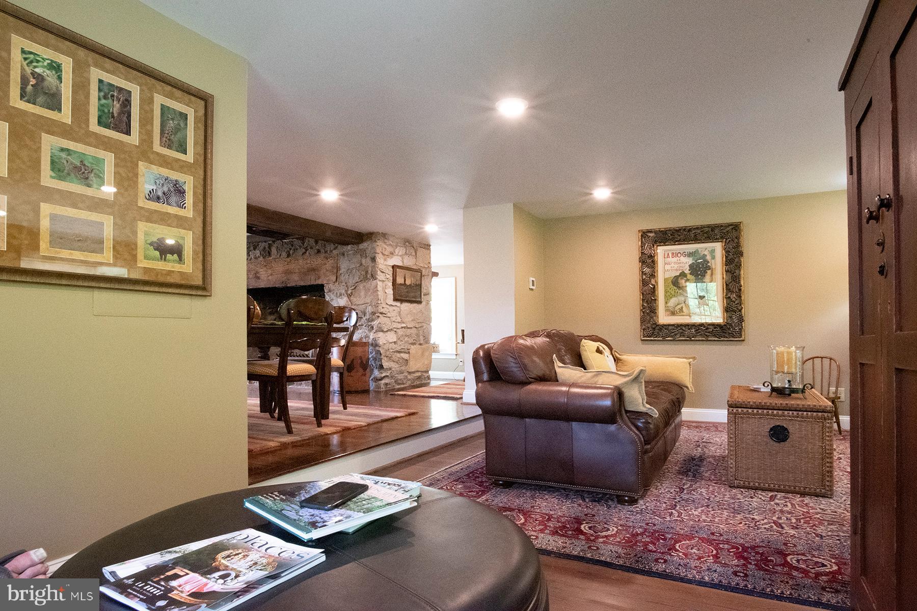 7070 Fairplay Road Sharpsburg, MD 21782 - Photo 22 of 88 Family room