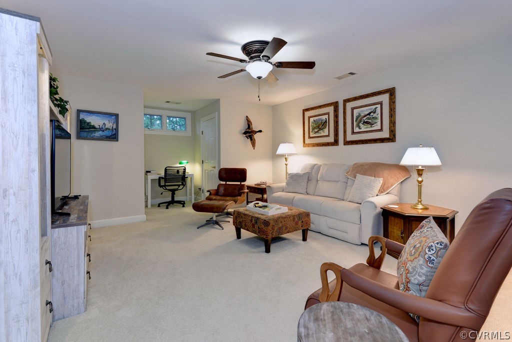 104 The Green Williamsburg, VA 23185 - Photo 22 of 50 a living room with furniture