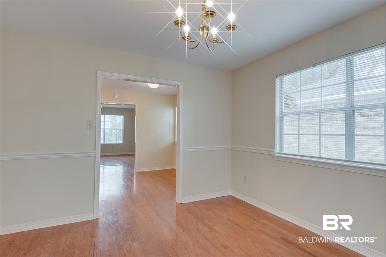 19 Felder Place Mobile, AL 36606 - Photo 11 of 26 Formal Dining Room