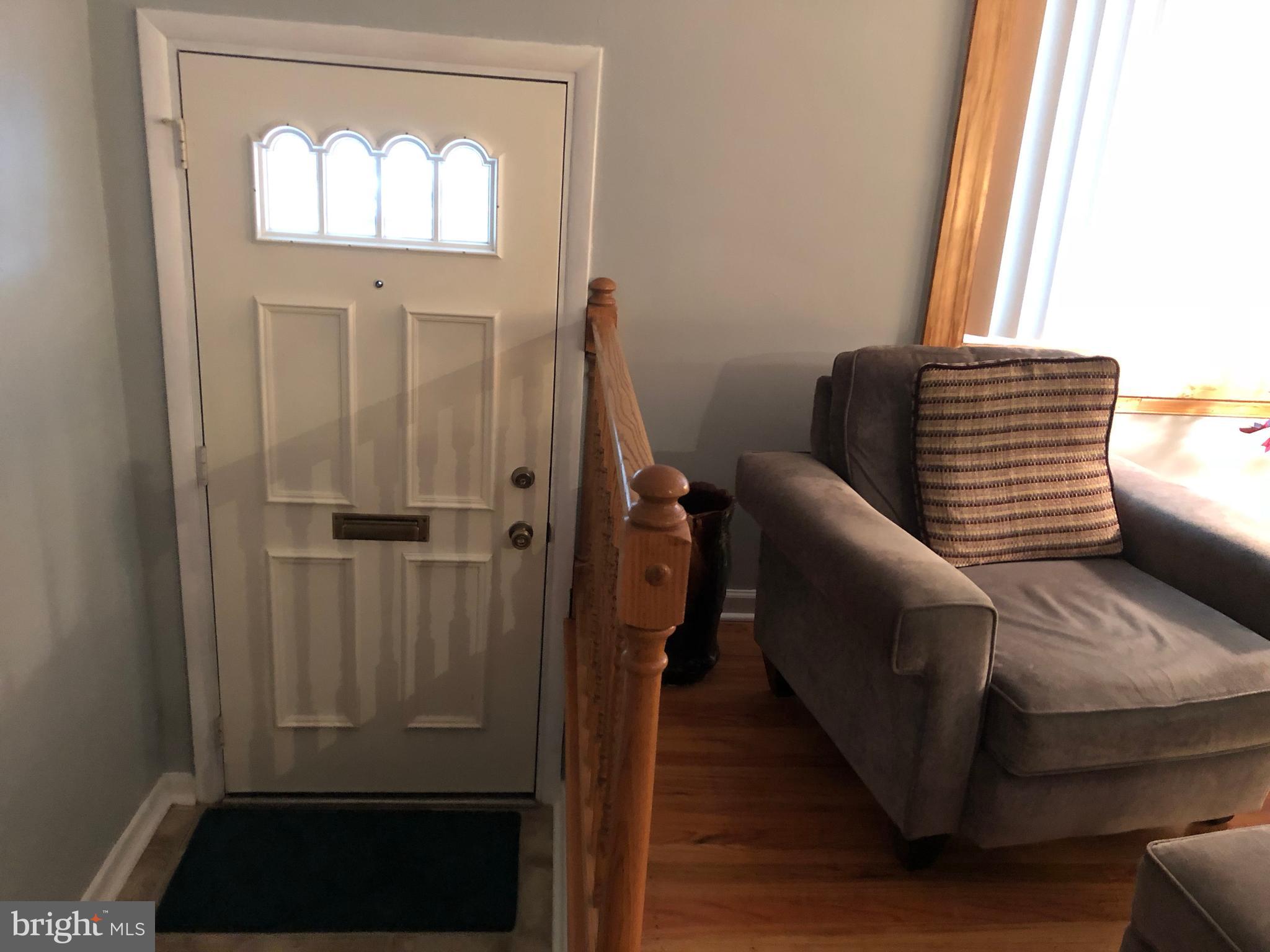 3648 Salina Road Philadelphia, PA 19154 - Photo 2 of 36 Foyer Entry - Steel Door-Newer Floor