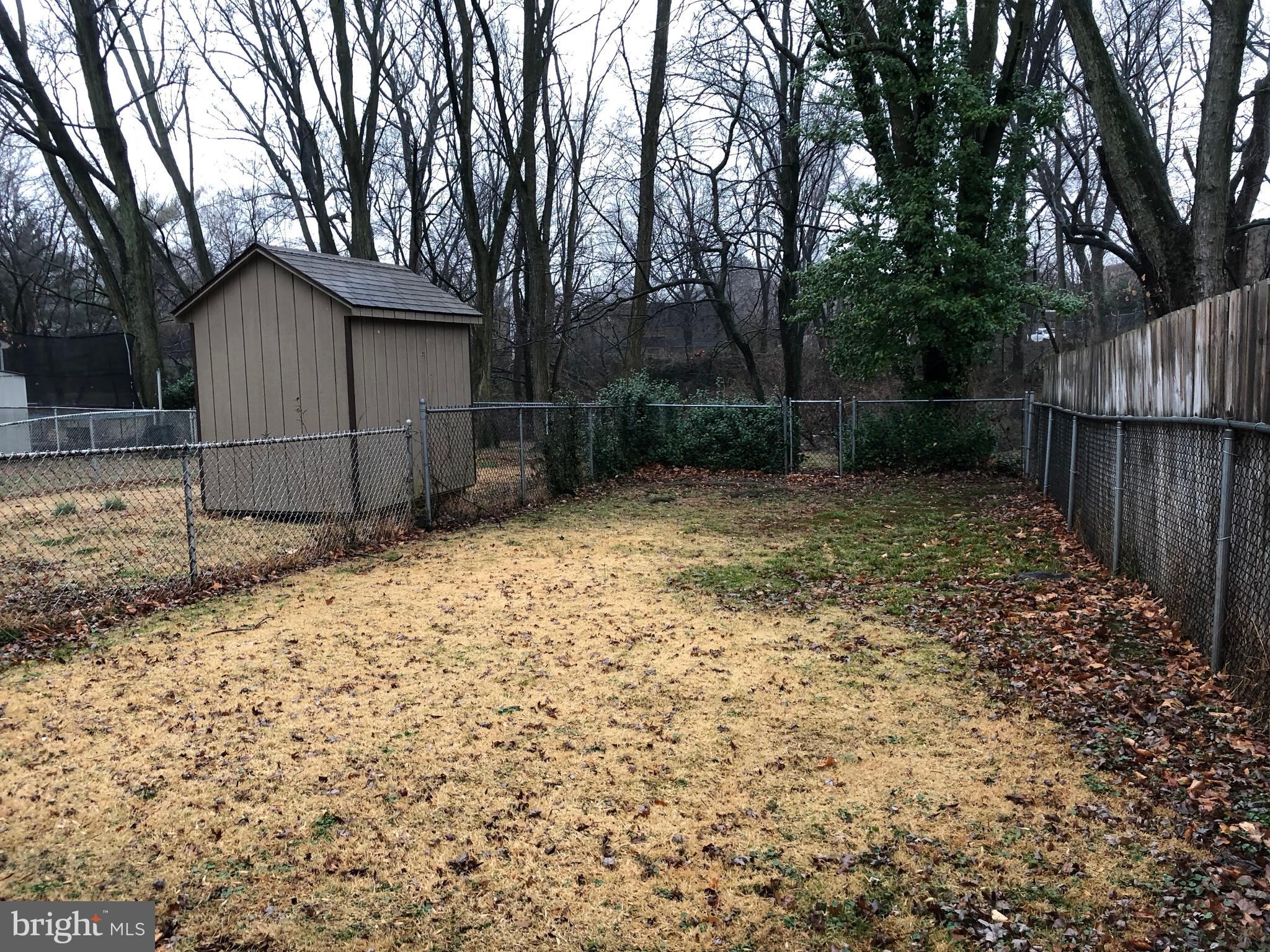 3648 Salina Road Philadelphia, PA 19154 - Photo 33 of 36 Large Fenced Rear Yard