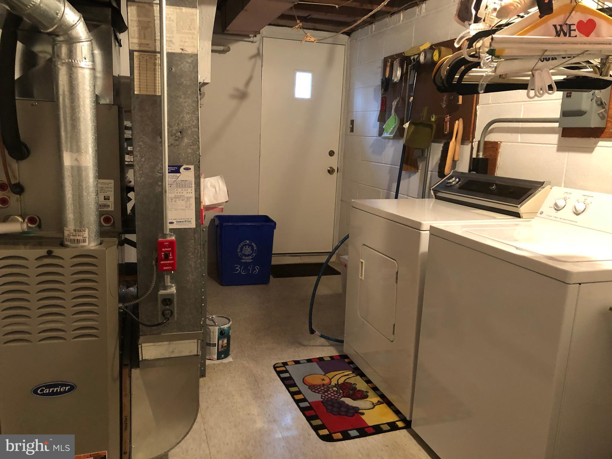 3648 Salina Road Philadelphia, PA 19154 - Photo 35 of 36 Laundry/Mechanical Room w/Washer/Dryer