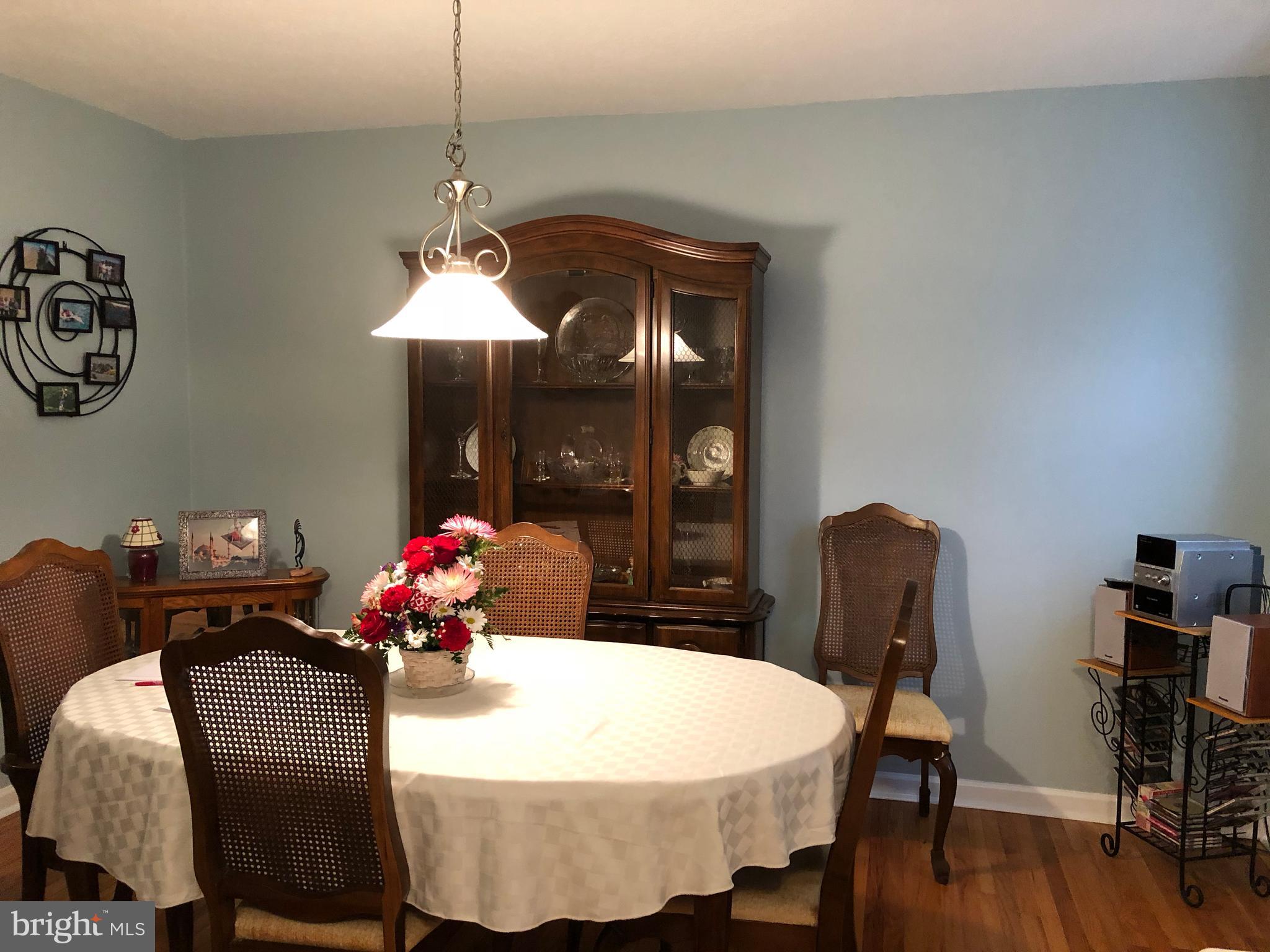 3648 Salina Road Philadelphia, PA 19154 - Photo 10 of 36 Dining room from the Kitchen