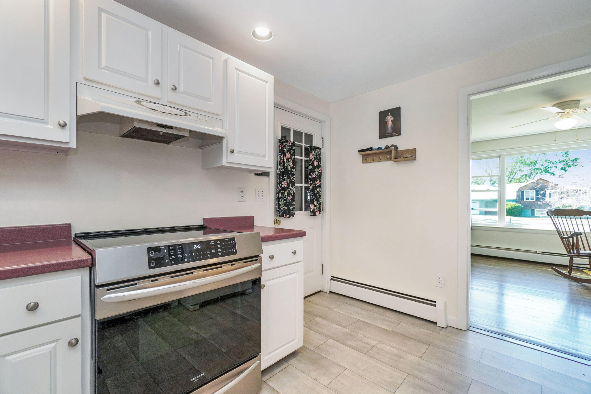 28 Old Neck Road Scarborough, ME 04074 - Photo 19 of 38 19-web-or-mls-DSC08351