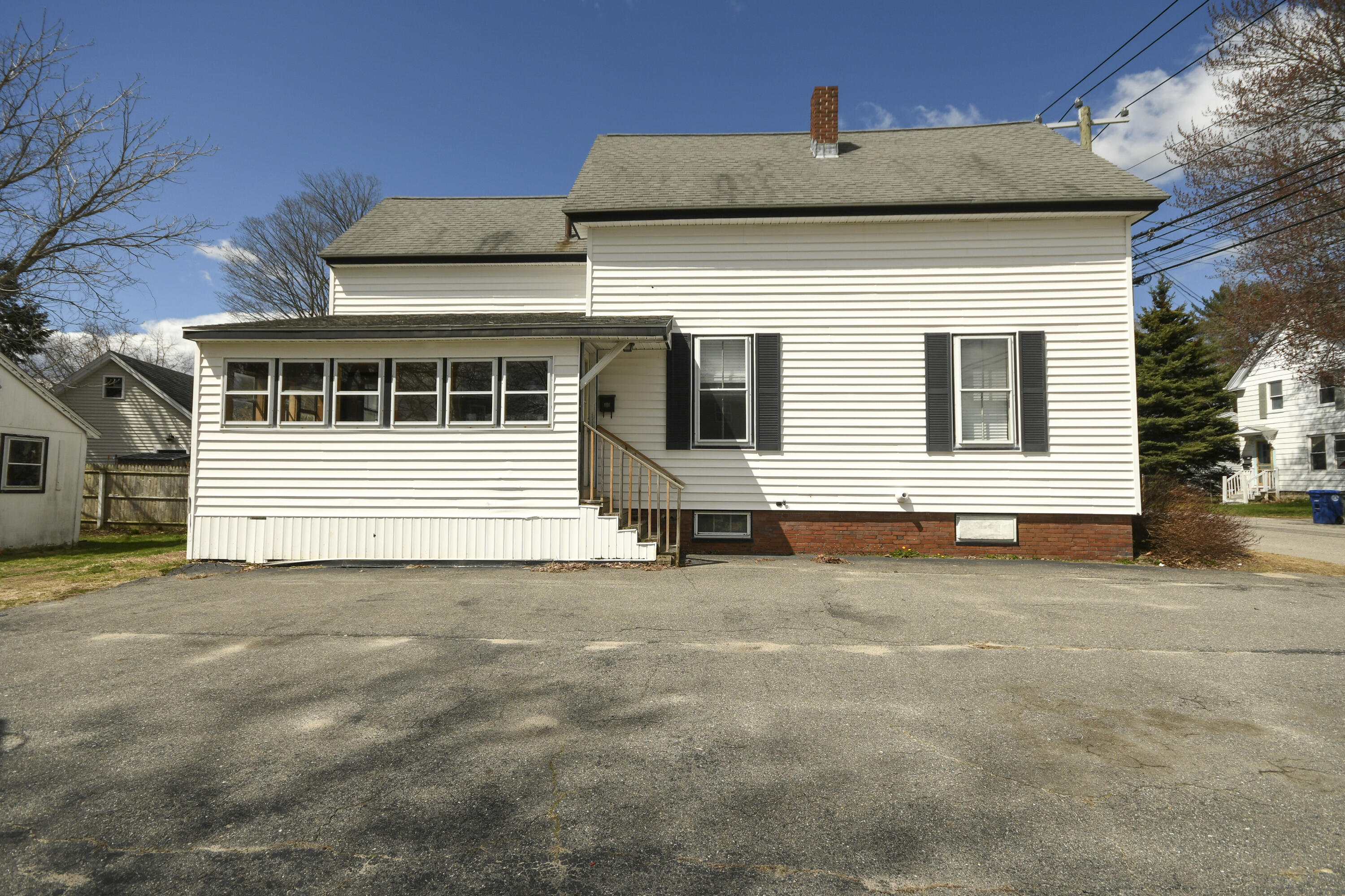 40 East Valentine Street Westbrook, ME 04092 - Photo 2 of 20 2DSC_8963