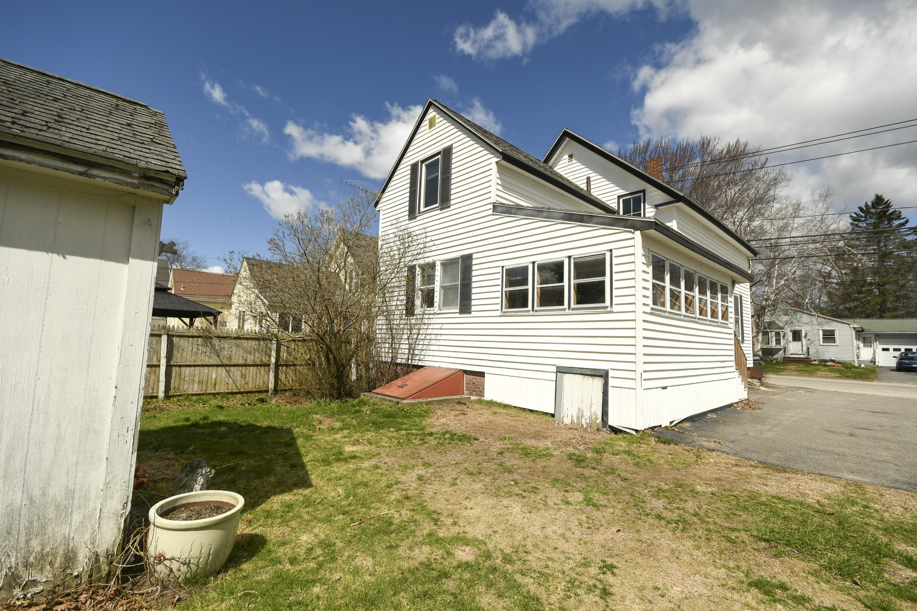40 East Valentine Street Westbrook, ME 04092 - Photo 4 of 20 4DSC_8965