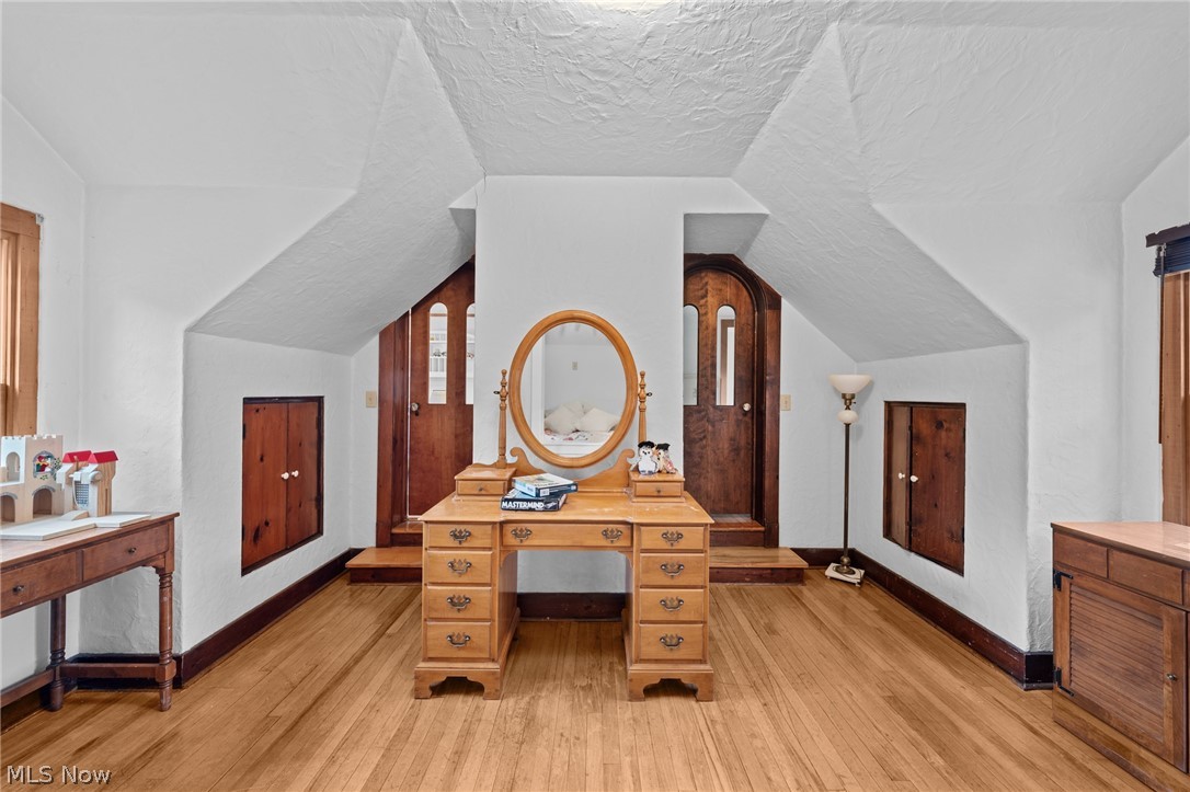 5227 Som Center Road Solon, OH 44139 - Photo 26 of 48