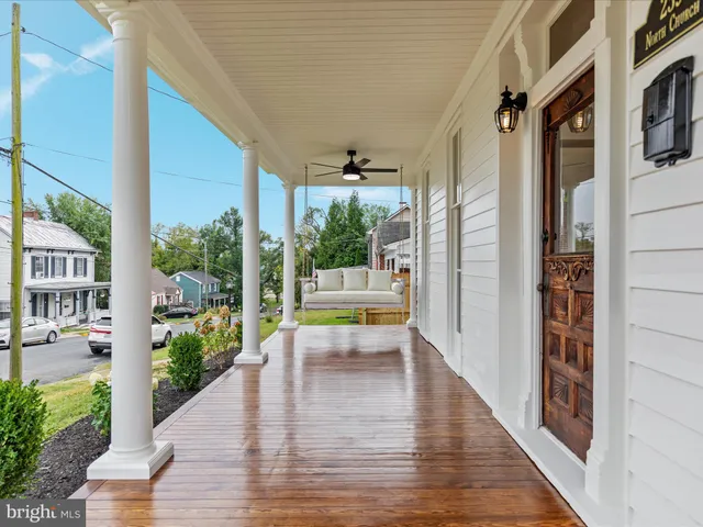 $484,000 | 239 North Church Street, Woodstock, VA 22664