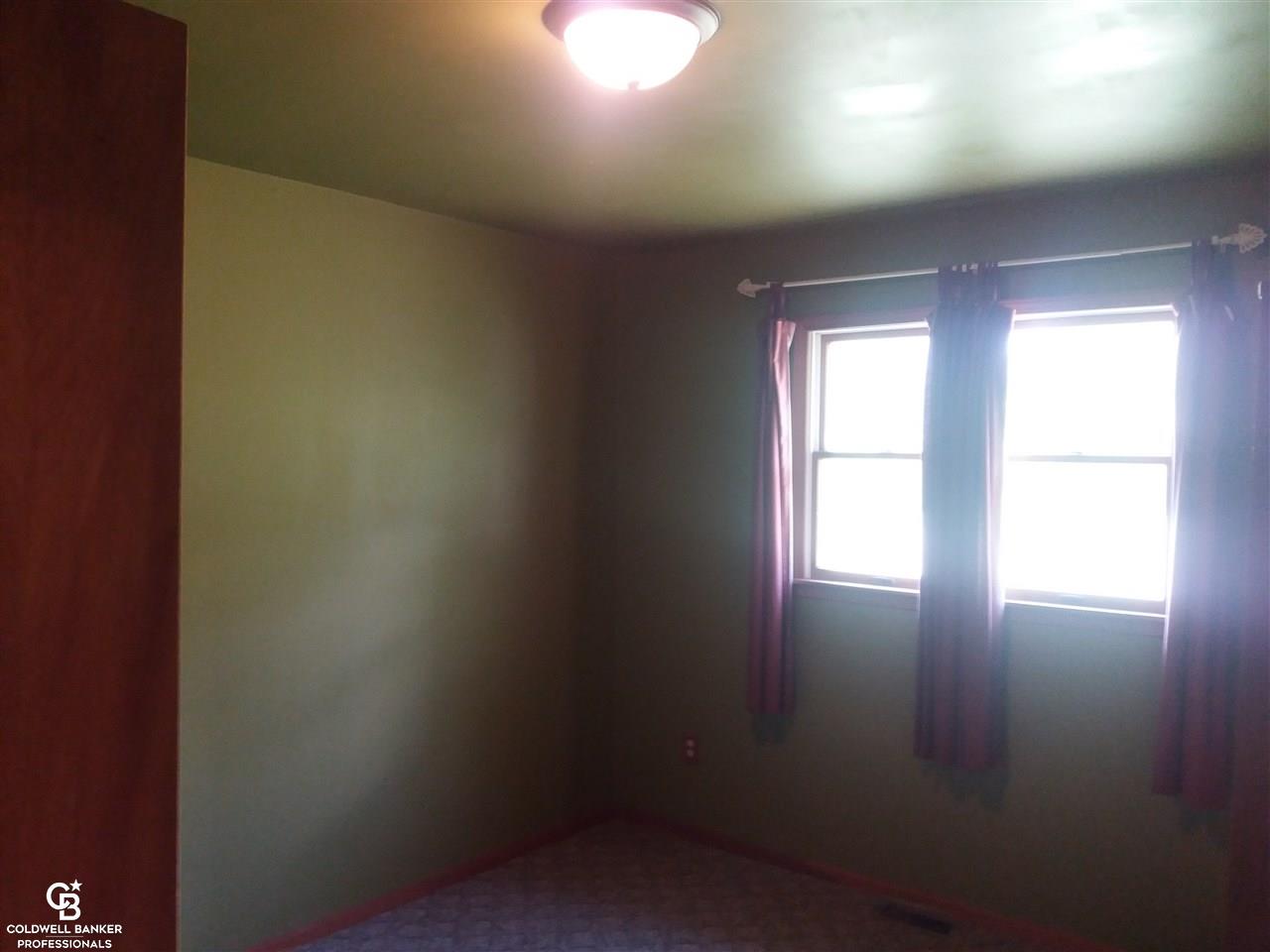 8390 Frith Road Columbus, MI 48063 - Photo 13 of 22 31321237-12.JPG