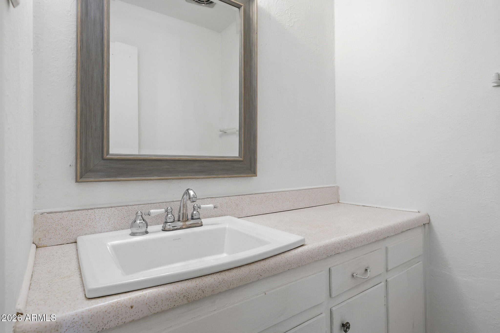 6541 West Osborn Road Phoenix, AZ 85033 - Photo 23 of 37