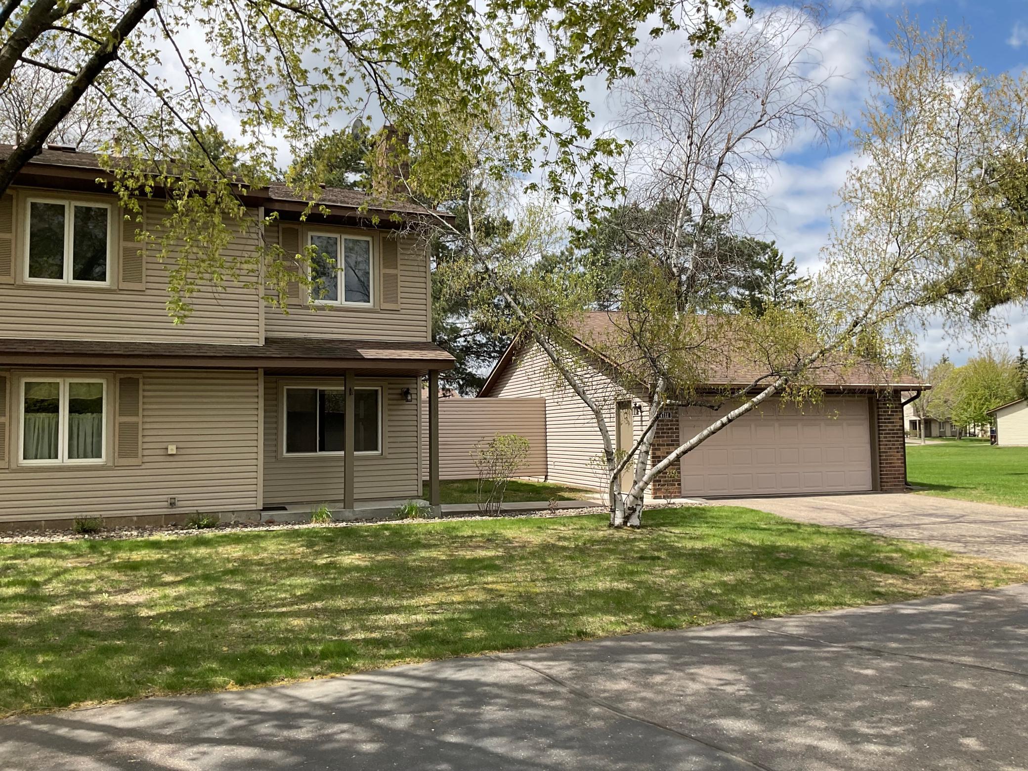 4711 Lund Point Eagan, MN 55122 - Photo 3 of 25