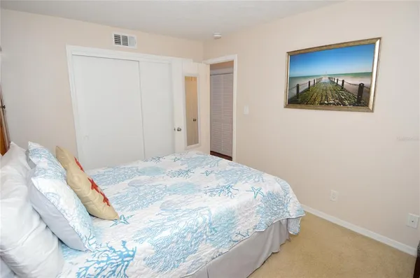 $2,500 | 213 Sea Horse Drive Southeast, Unit B, St. Petersburg, FL 33705