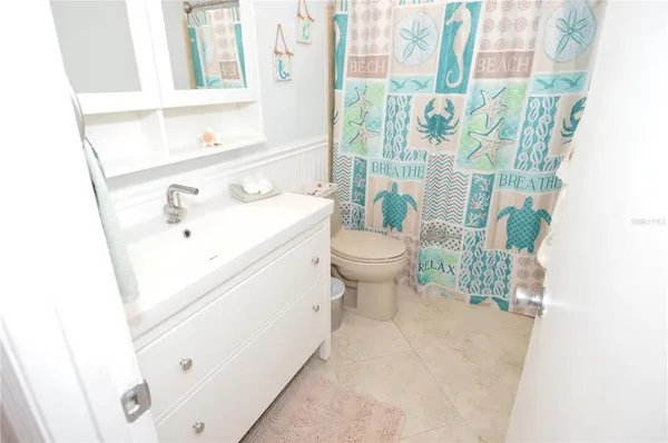 $2,500 | 213 Sea Horse Drive Southeast, Unit B, St. Petersburg, FL 33705
