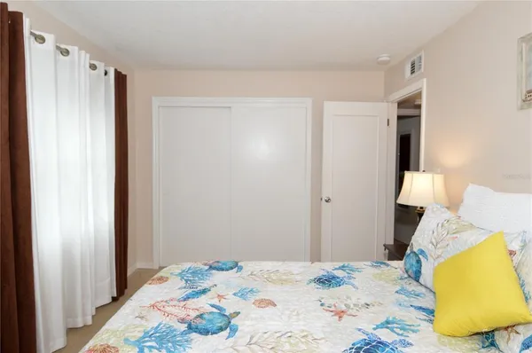 $2,500 | 213 Sea Horse Drive Southeast, Unit B, St. Petersburg, FL 33705