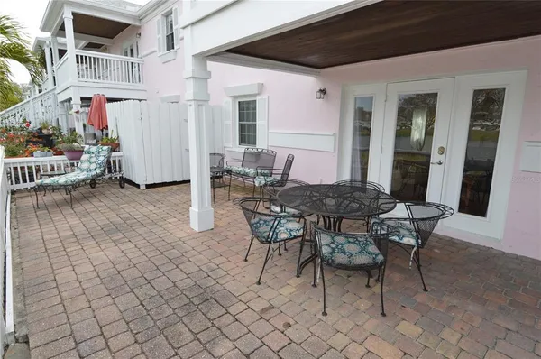 $2,500 | 213 Sea Horse Drive Southeast, Unit B, St. Petersburg, FL 33705