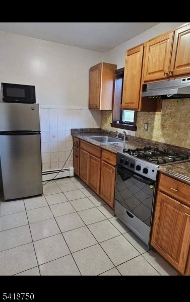 131 Park East Rutherford Nj 07073 East Rutherford, NJ 07073 - Photo 2 of 6