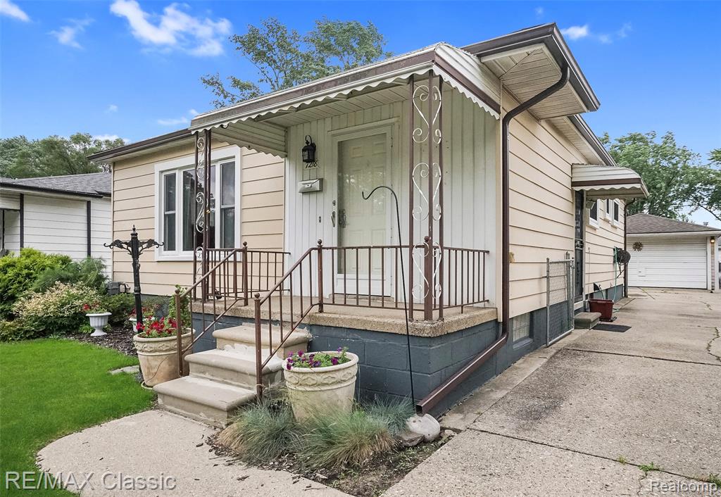7218 Sterling Street Center Line, MI 48015 - Photo 27 of 27