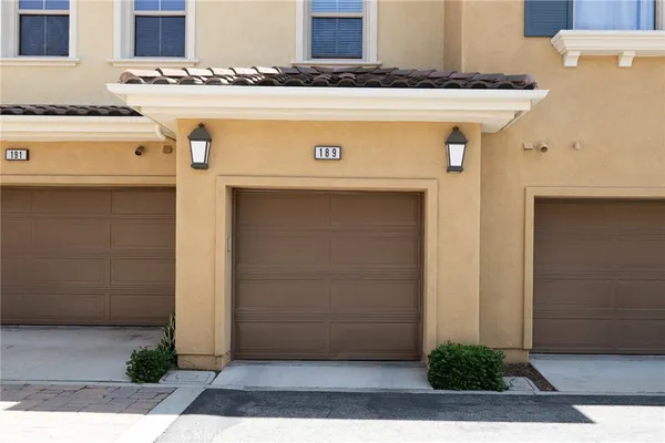 $1,099,000 | 189 Groveland, Irvine, CA 92620