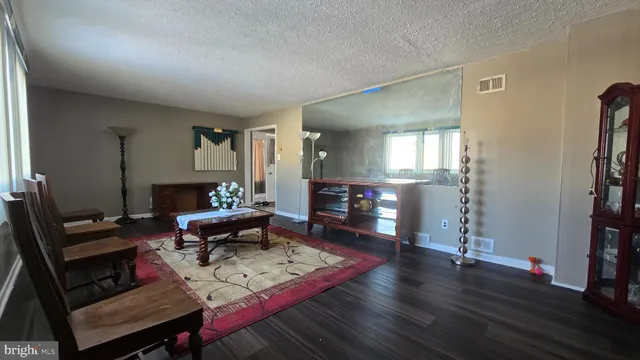 $414,900 | 636 Artwood Drive, Philadelphia, PA 19115