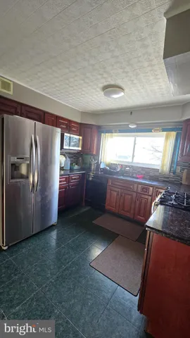 $414,900 | 636 Artwood Drive, Philadelphia, PA 19115