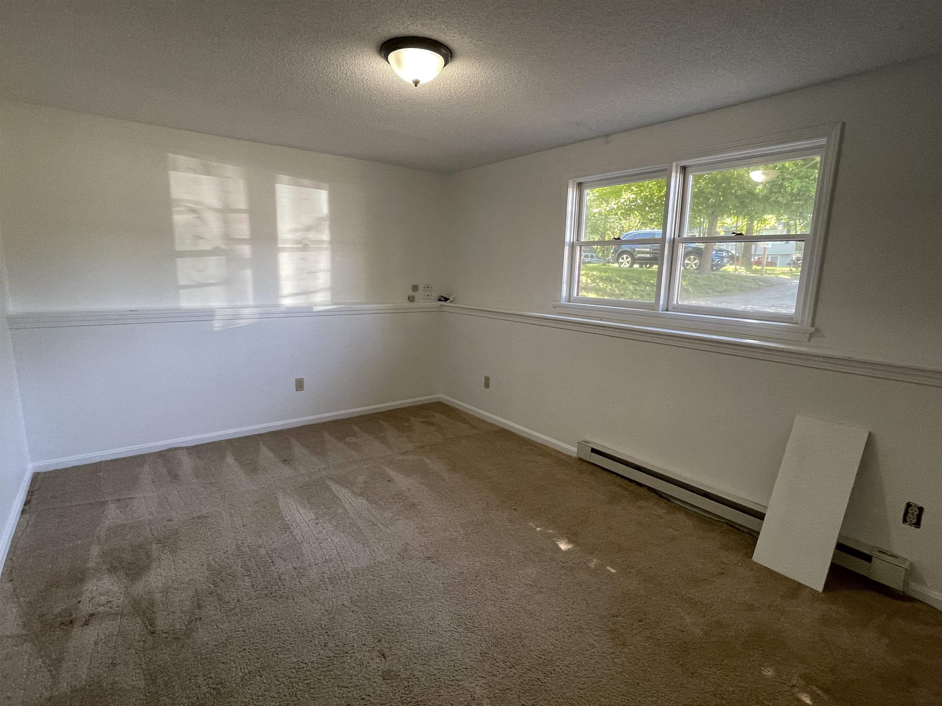 43 Derryfield Road, Unit R Derry, NH 03038 - Photo 4 of 15