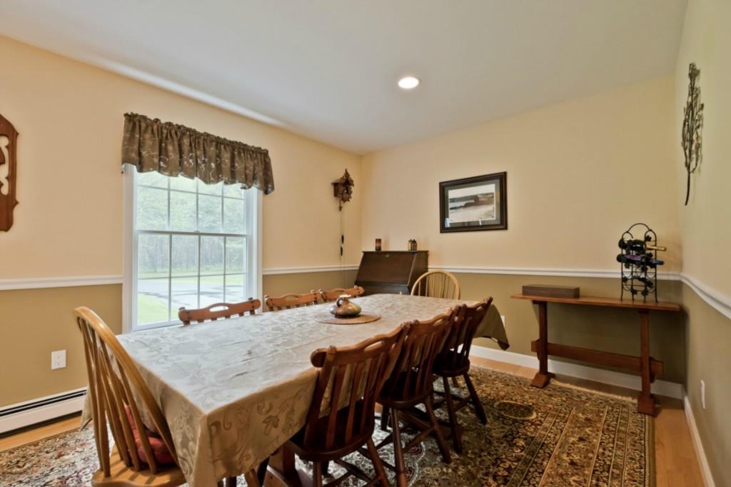 14 Wild Way Cumberland, ME 04021 - Photo 15 of 35 Formal dining room