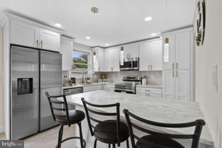 105 Covered Bridge Road Cherry Hill, NJ 08034 - Photo 12 of 31 Gallery Image 12