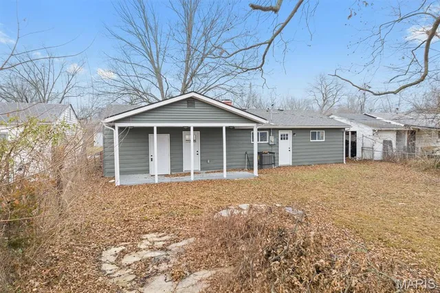 $97,500 | 1110 St Marcella Drive, Cahokia, IL 62206