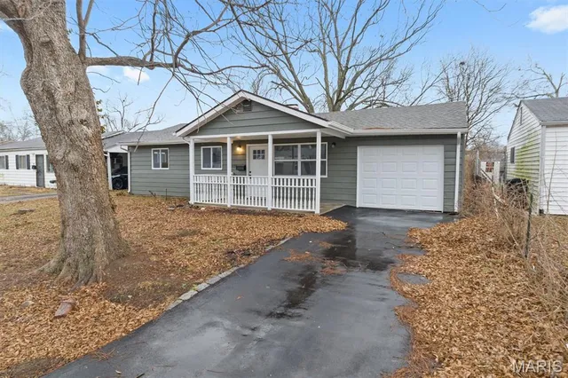$97,500 | 1110 St Marcella Drive, Cahokia, IL 62206