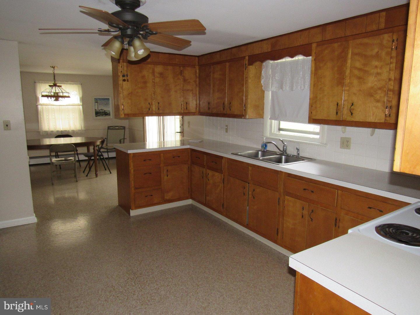 346 Morwood Road Telford, PA 18969 - Photo 12 of 25 Gallery Image 12