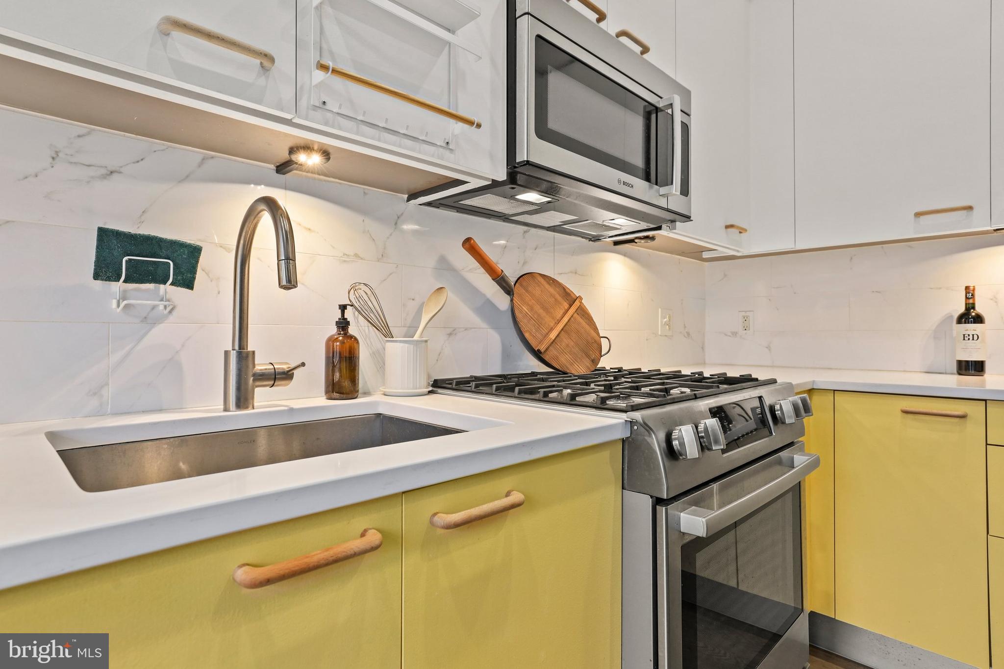 525 Water Street Southwest, Unit 407 Washington, DC 20024 - Photo 12 of 44